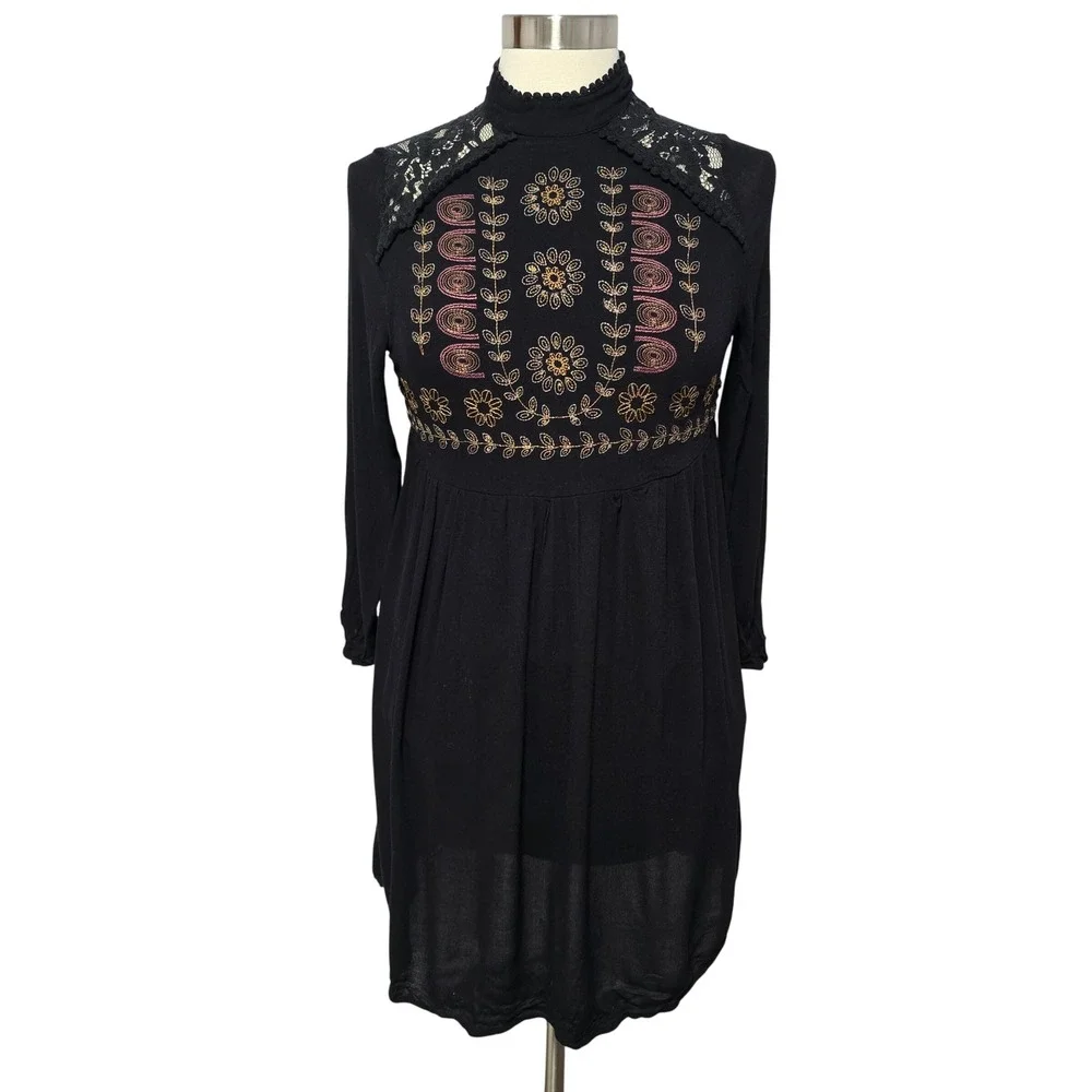 Xhilaration Goth Embroidered Lace‎ Dress Long Sleeve Babydoll Boho Whimsy Small